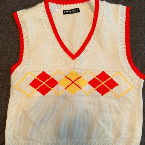 SHEIN sweater vest - Picture 1 of 3
